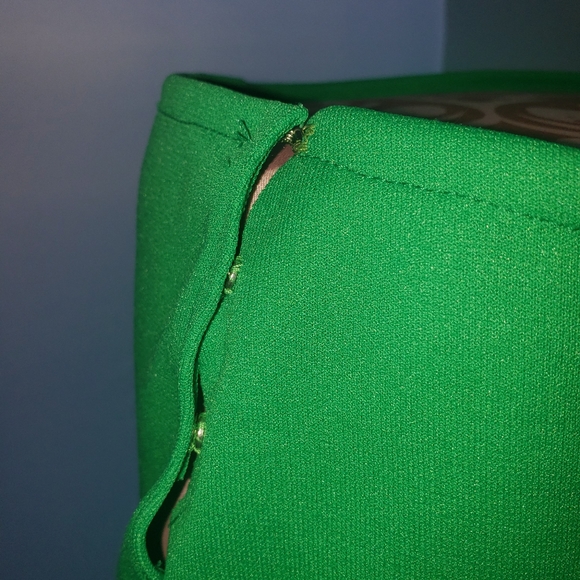 Bright green Mermaid style Ariel skirt - Picture 5 of 9